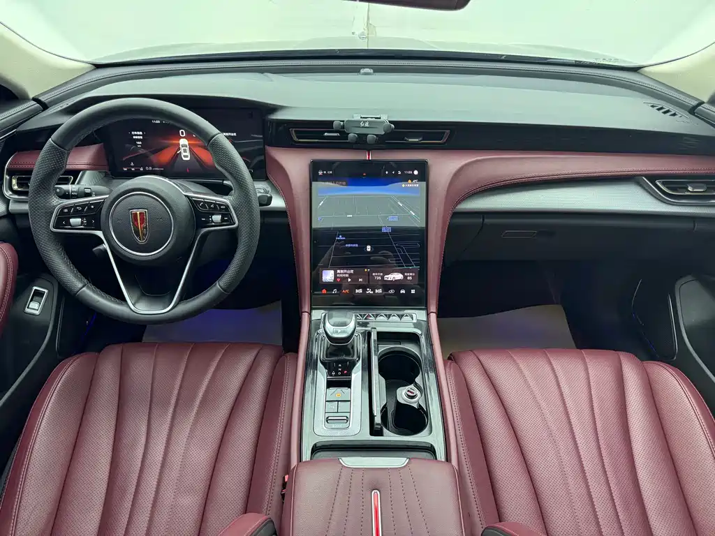 Hongqi H5 2023 2.0T AT