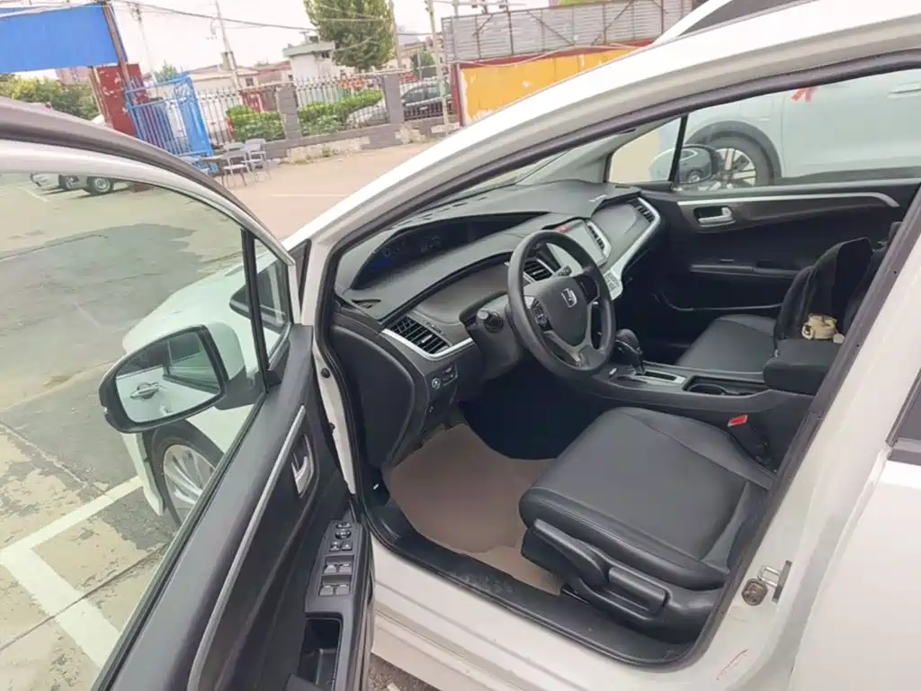 Honda Jade — миниатюра 16