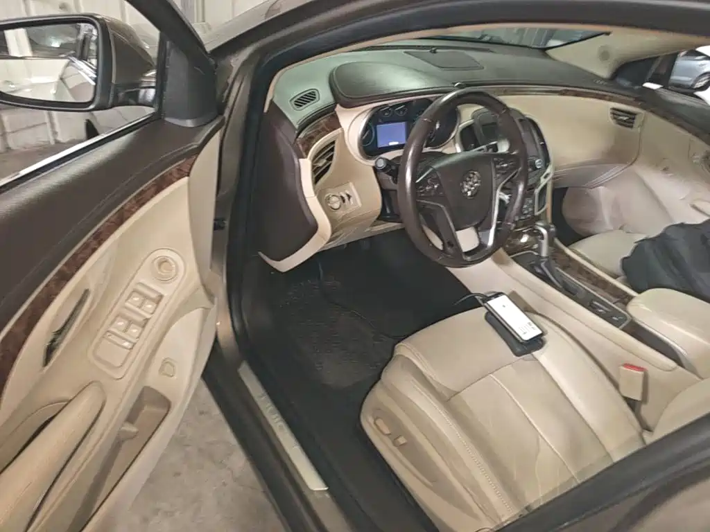Buick LaCrosse — миниатюра 16