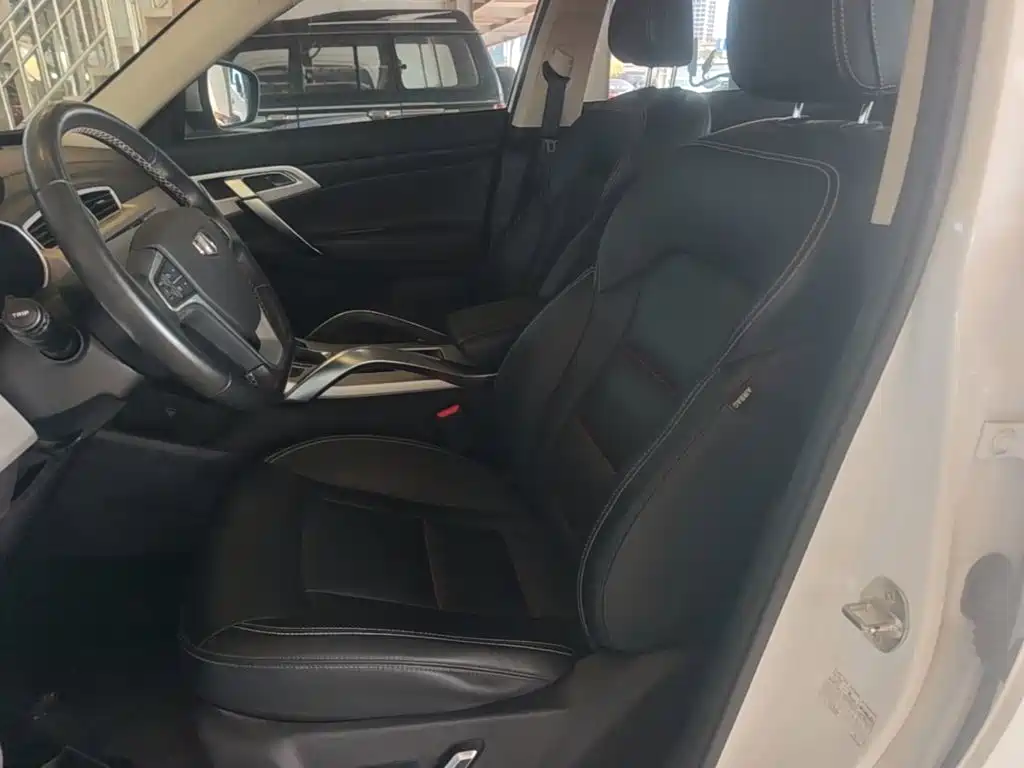 Geely Boyue — миниатюра 15
