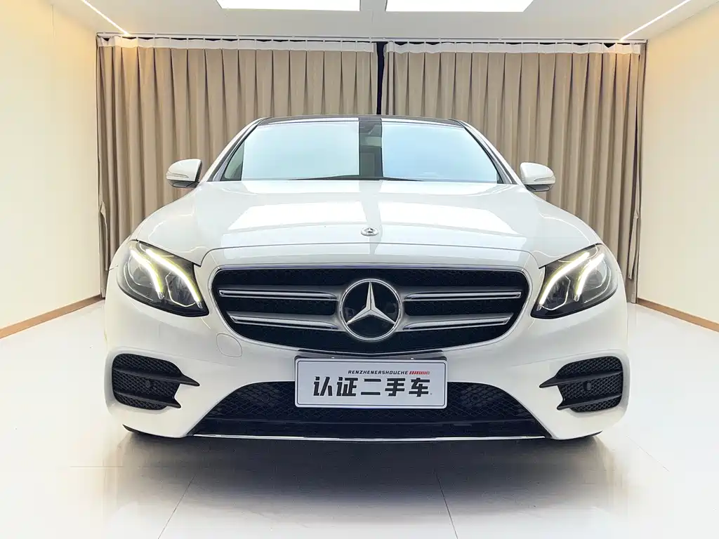 Mercedes-Benz E-Class — миниатюра 10