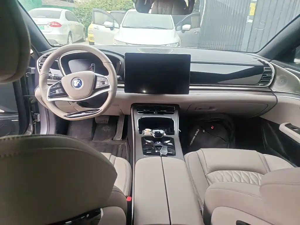 BYD Han — миниатюра 10