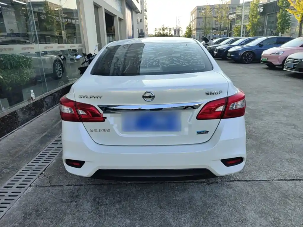 Nissan Sylphy — миниатюра 6