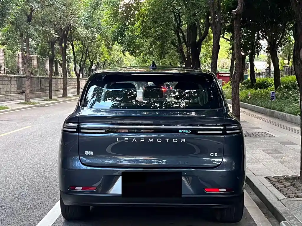 Leapmotor Leapmotor C10 — миниатюра 18