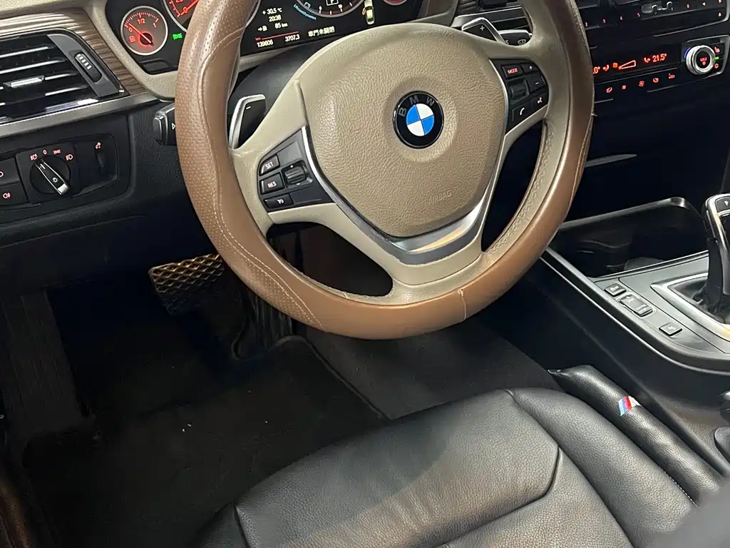 BMW 3 Series — миниатюра 4