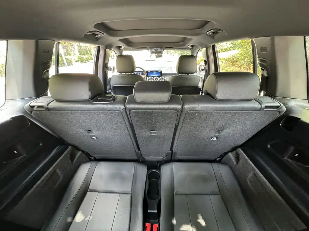 Mercedes-Benz GLB 2025 GLB 220 Fashion