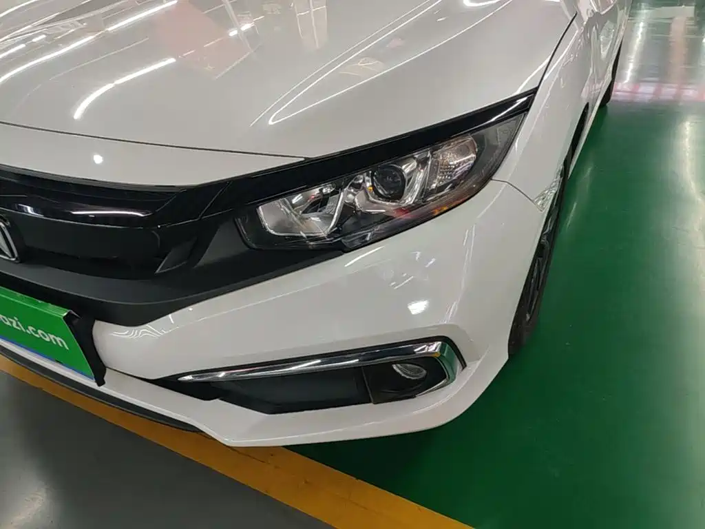 Honda Civic — миниатюра 4