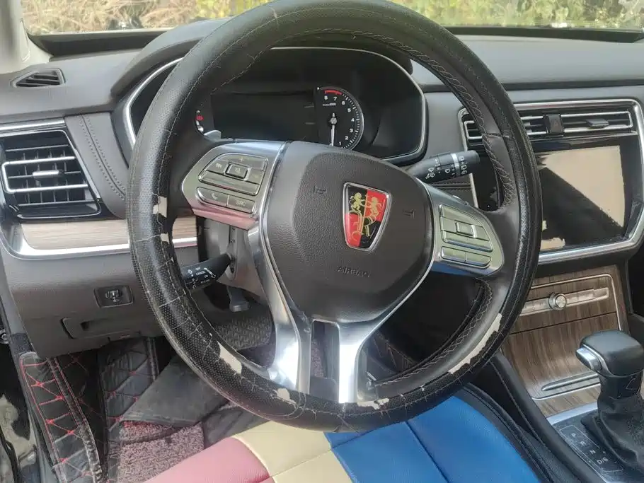 Roewe RX8 — миниатюра 15