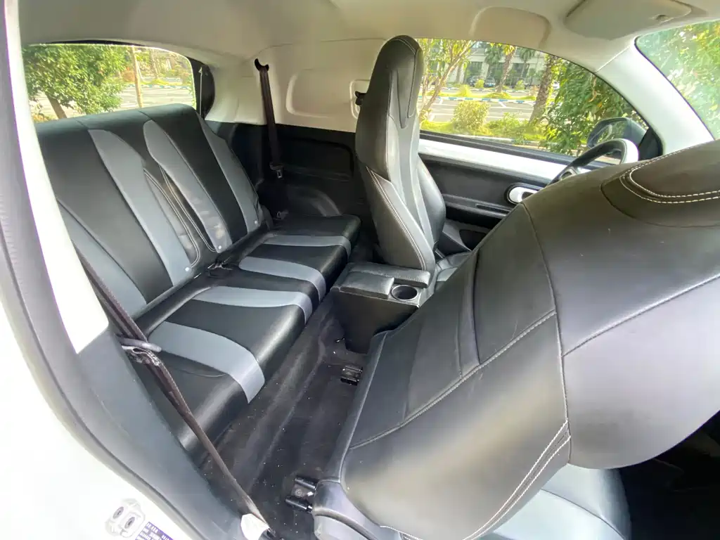 Roewe Clever — миниатюра 13