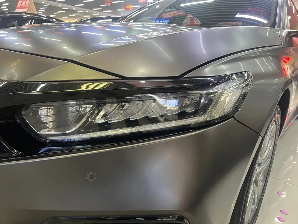 Honda Accord — миниатюра 9