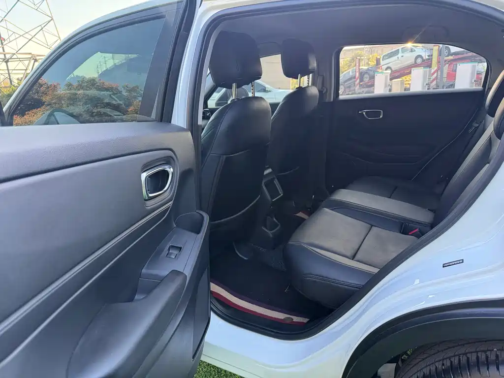 Honda Vezel — миниатюра 9