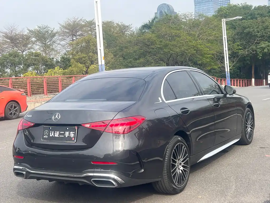 MERCEDES-BENZ C CLASS