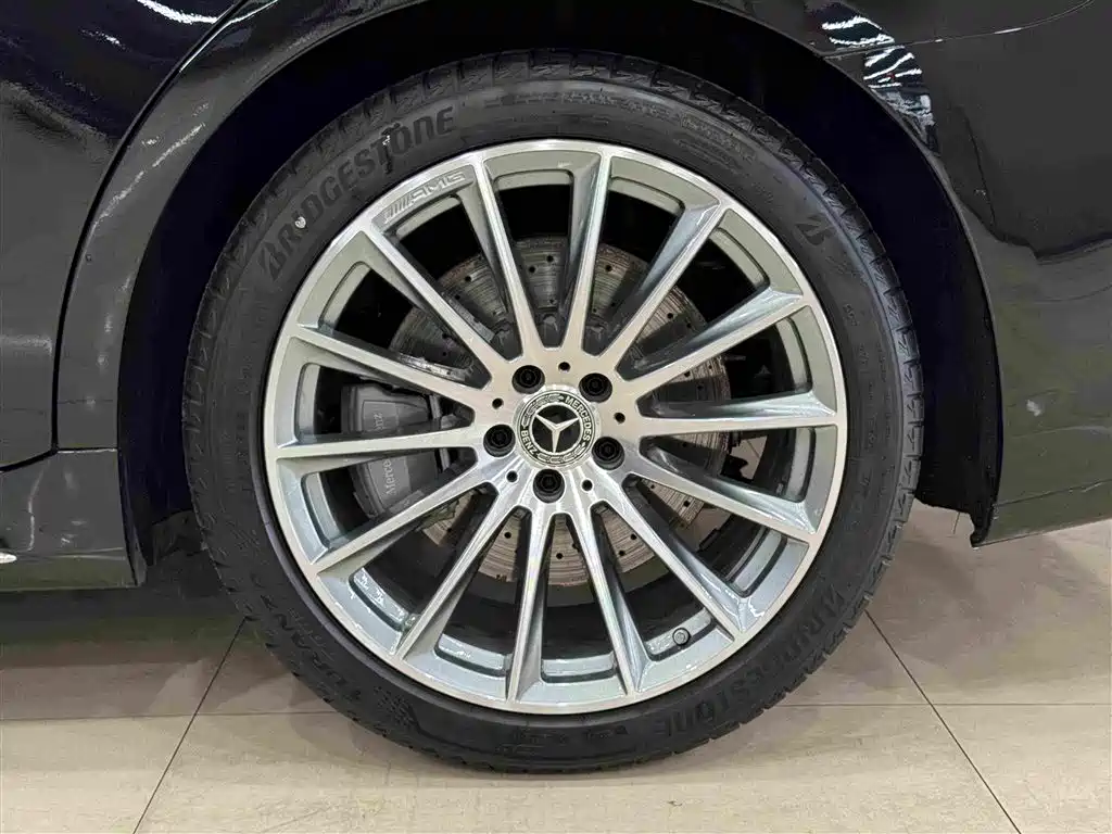 Mercedes-Benz S-Class — миниатюра 5