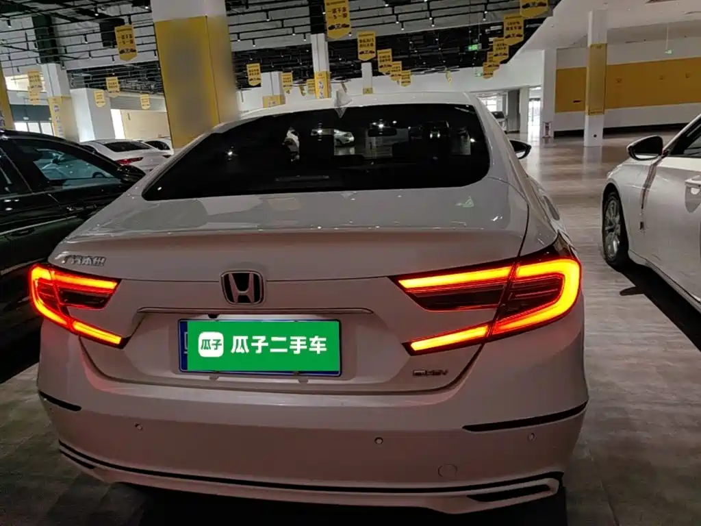 Honda Accord — миниатюра 6