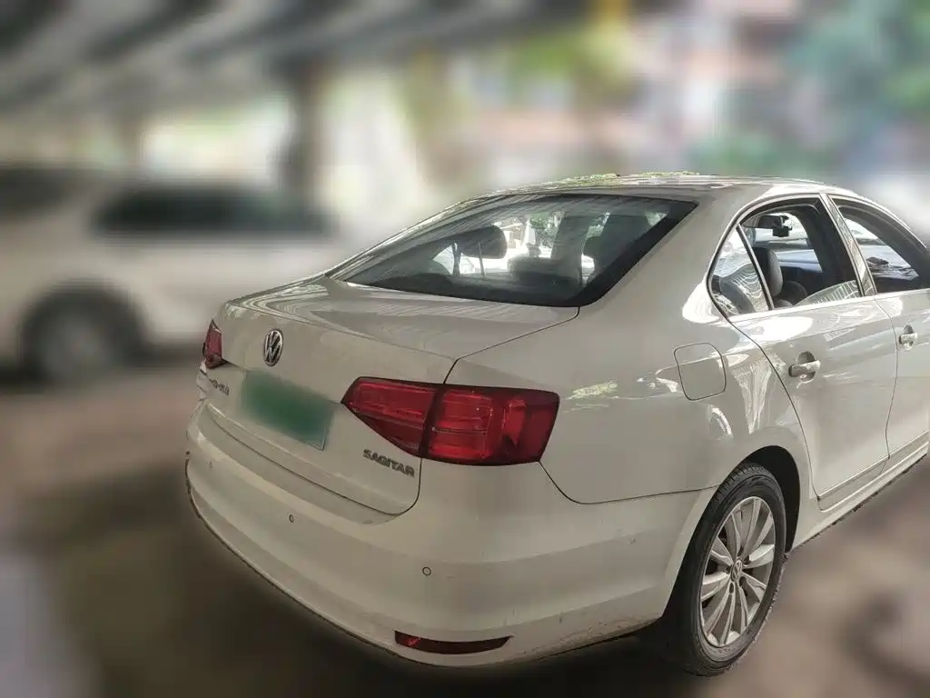 Volkswagen Sagitar — миниатюра 4