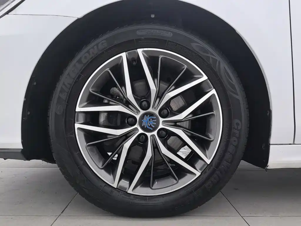 BYD Qin Pro NEV — миниатюра 17
