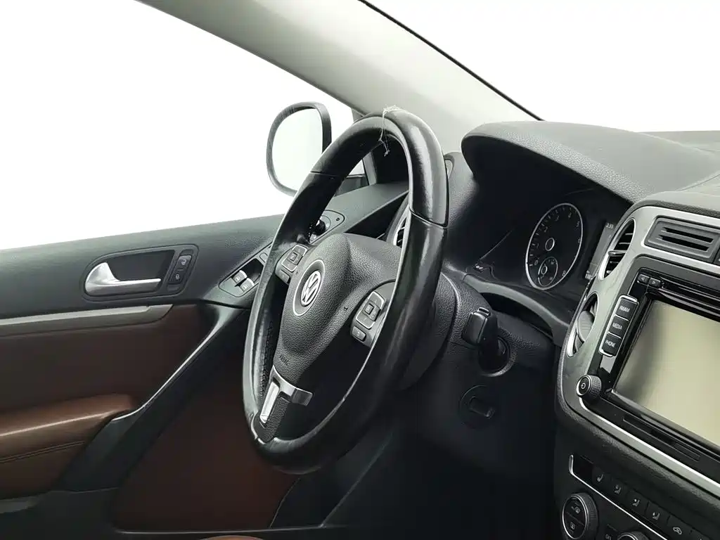 Volkswagen Tiguan — миниатюра 22