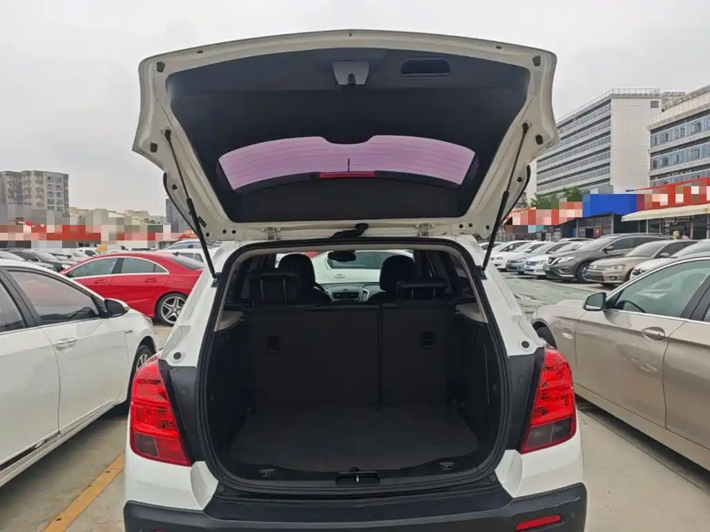 Chevrolet Trax — миниатюра 19