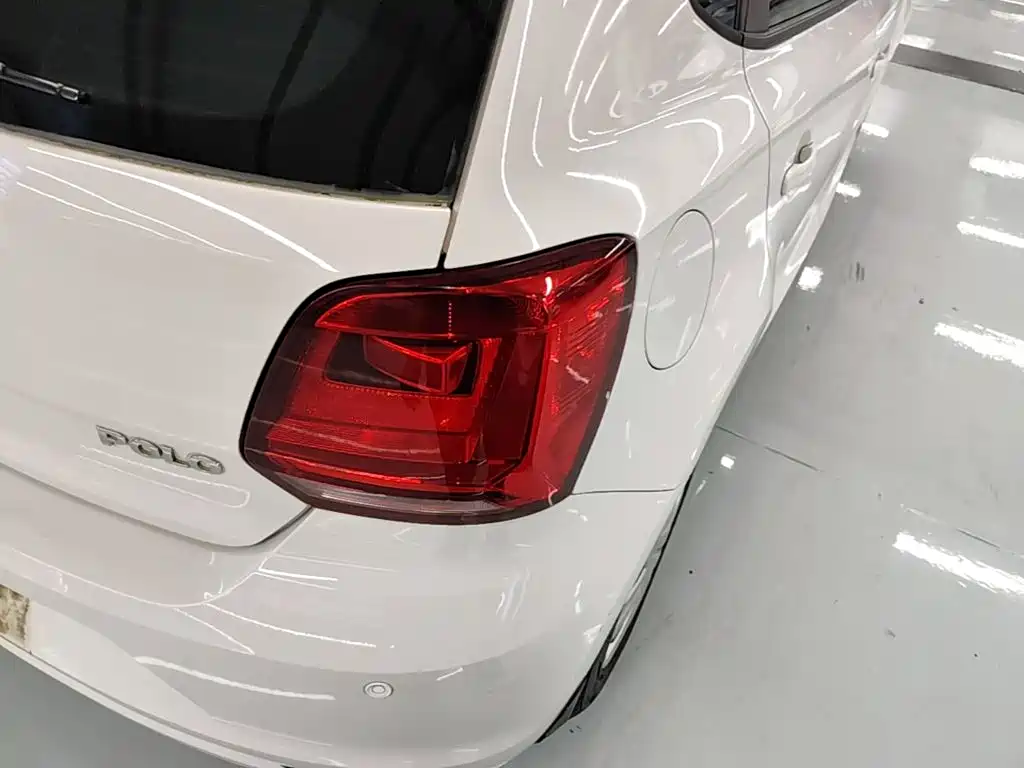 Volkswagen Polo — миниатюра 8