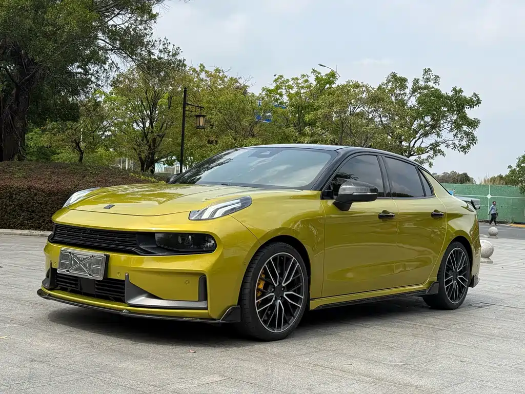 Lynk & Co 03 2022