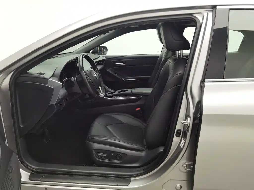 Toyota Avalon — миниатюра 10