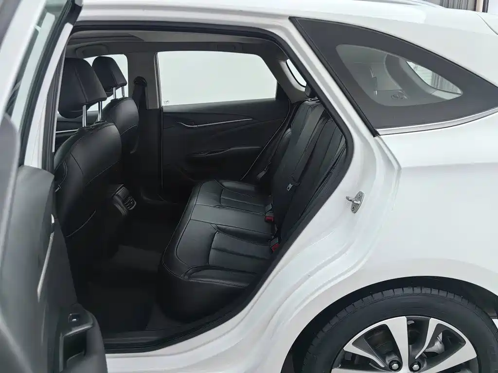 Buick Excelle — миниатюра 15
