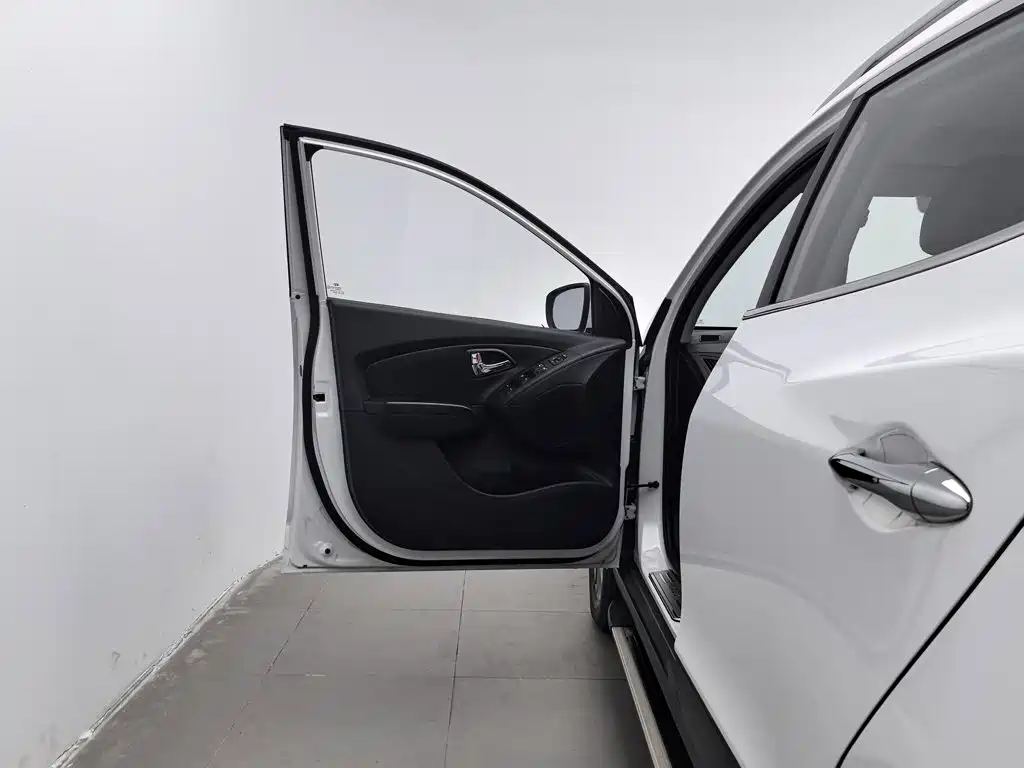 Hyundai ix35 — миниатюра 8