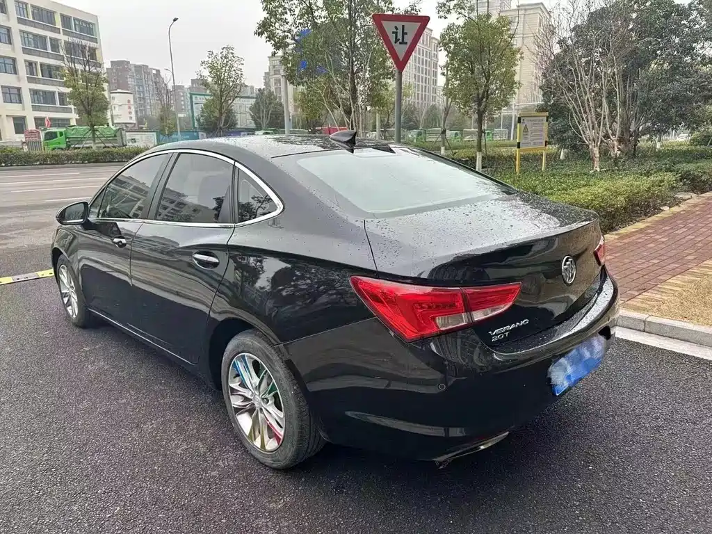 Buick Verano — миниатюра 7