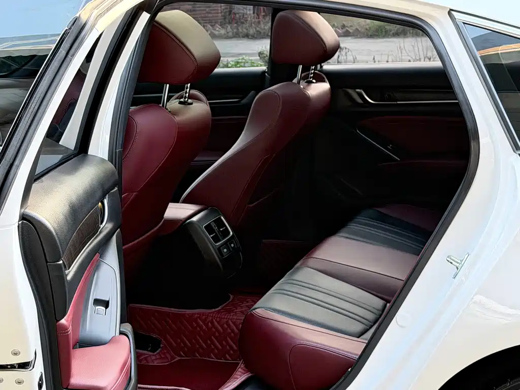Honda Inspire — миниатюра 8