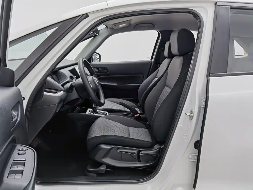 Honda Fit — миниатюра 10