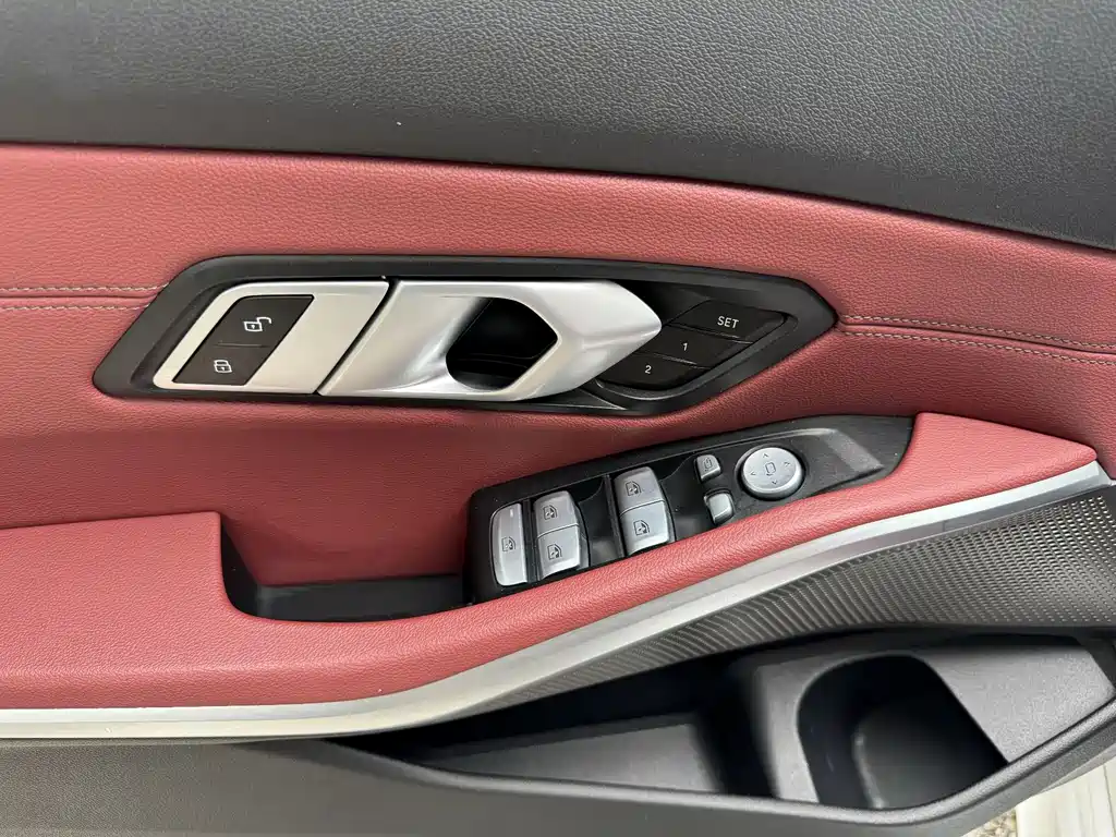 BMW 3 Series — миниатюра 18