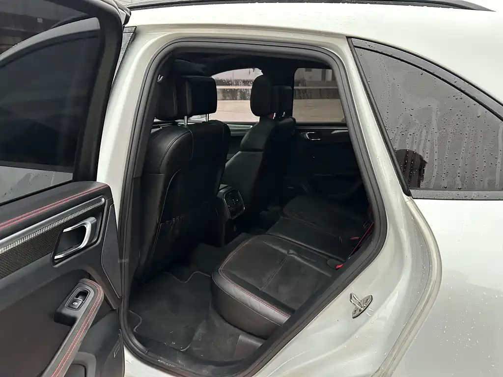 Porsche Macan 2017 Macan GTS 3.0T