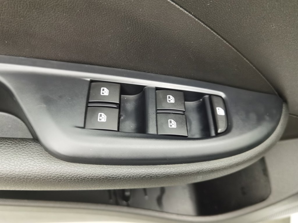 Buick Excelle — миниатюра 9