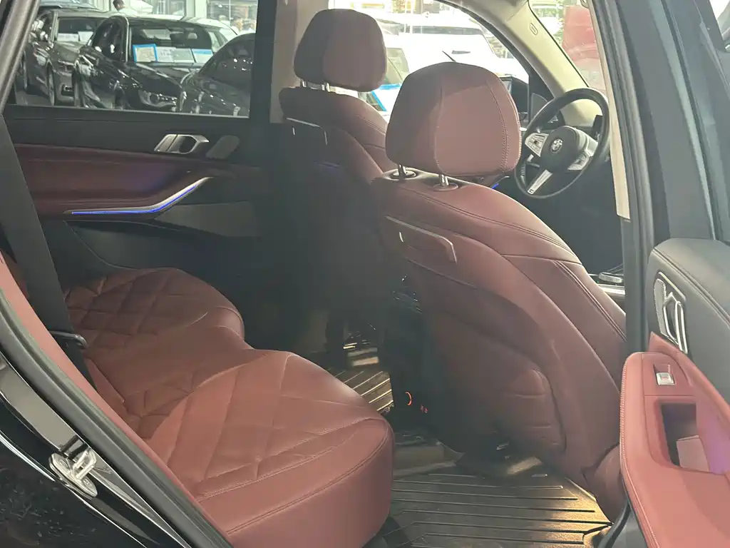 BMW X5 — миниатюра 11