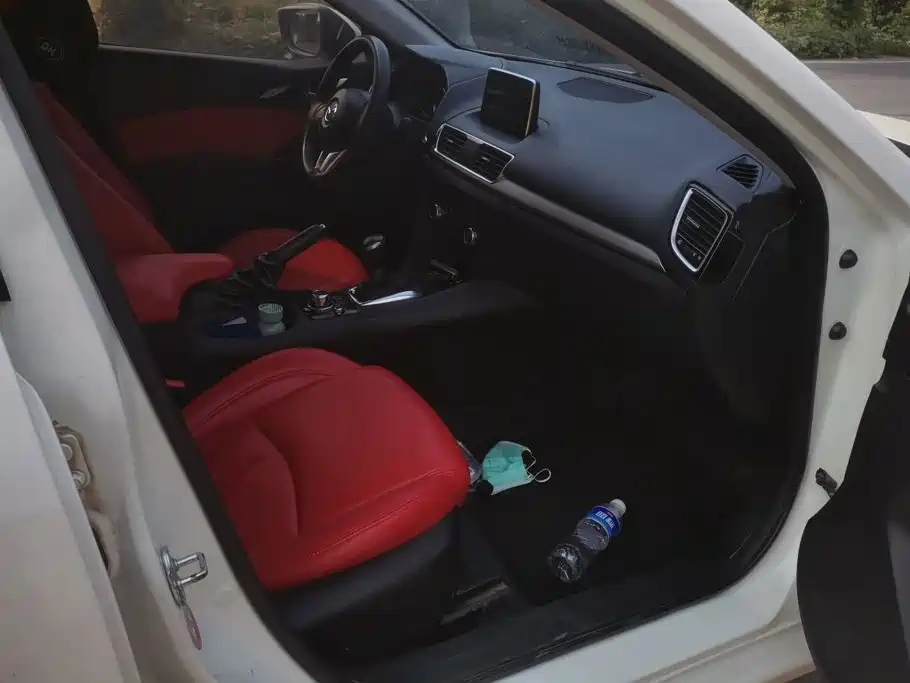 Mazda 3 Axela — миниатюра 8