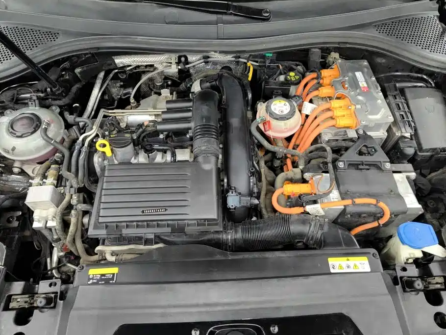 Volkswagen 探岳 GTE — миниатюра 10