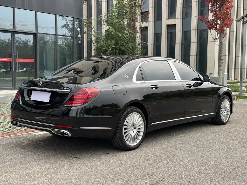 Mercedes-Benz S-Class — миниатюра 24