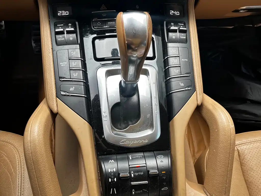 Porsche Cayenne 2011 Cayenne S 4.8L