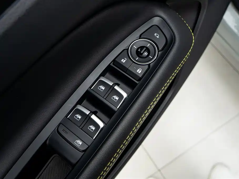 FORD LINGRUI NEW ENERGY