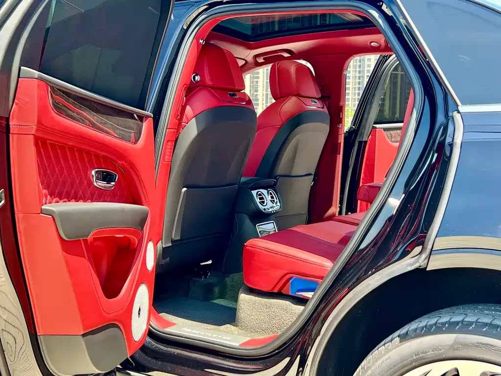 Bentley Bentayga 2022 4.0T V8