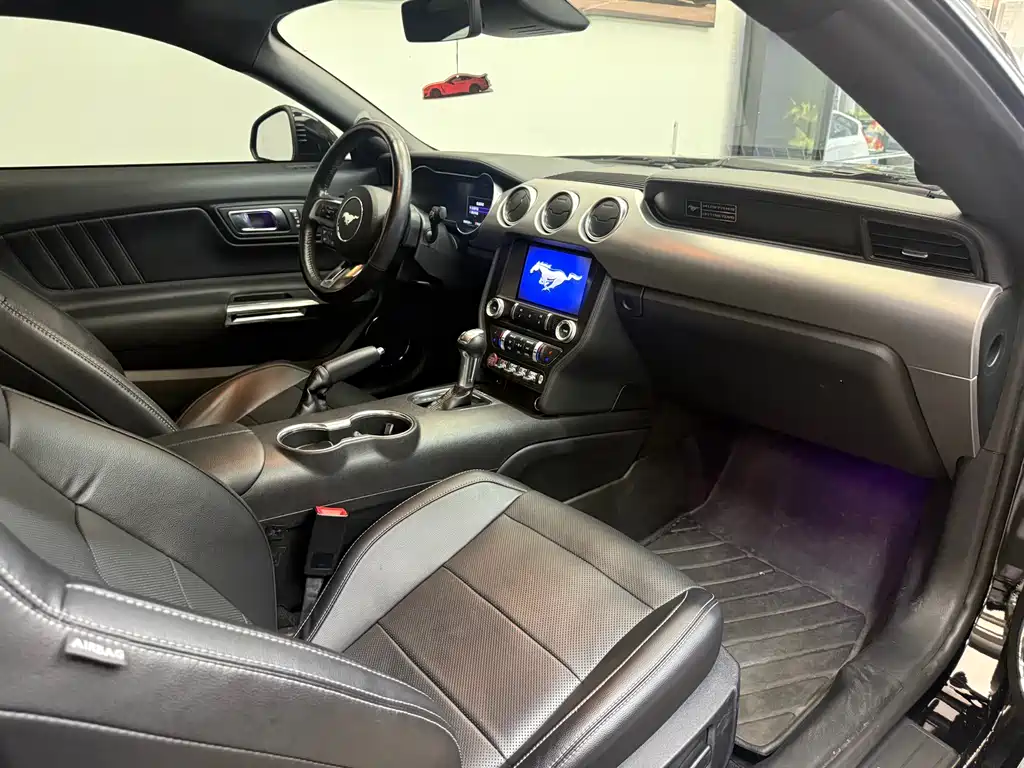 Ford Mustang 2020 2.3L EcoBoost