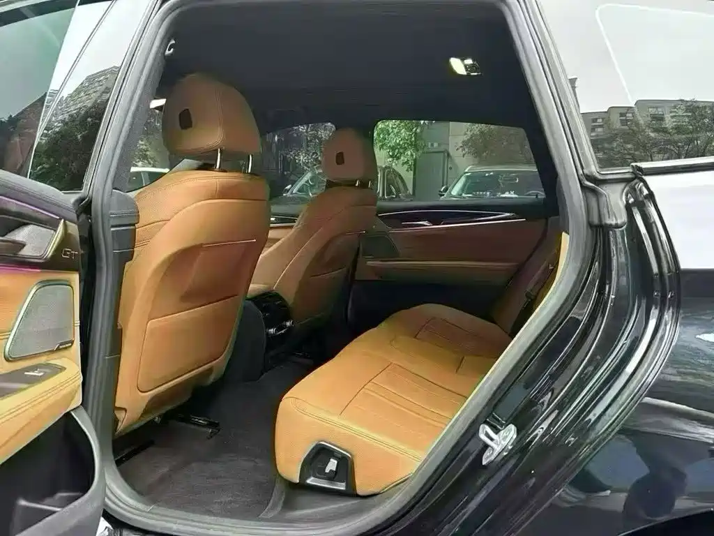 BMW 6 Series GT — миниатюра 9