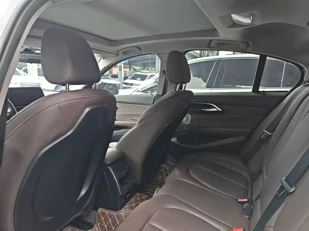 BMW 1 Series — миниатюра 11