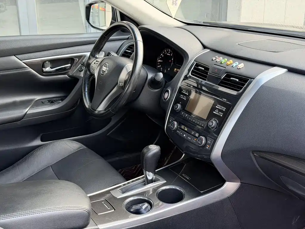 Nissan Teana — миниатюра 10