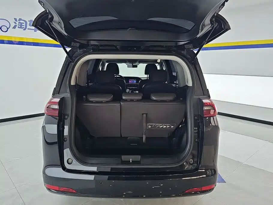 GAC Motor Trumpchi M6 — миниатюра 4
