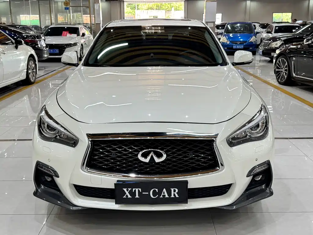 Infiniti Q50L 2019 2.0T 30