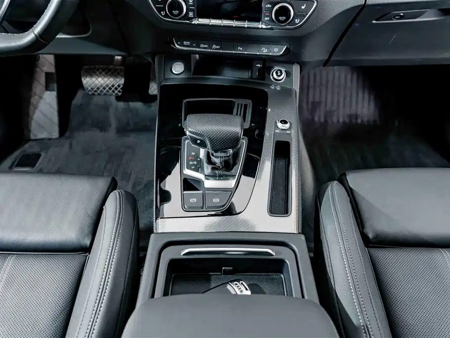 Audi Q5L — миниатюра 12
