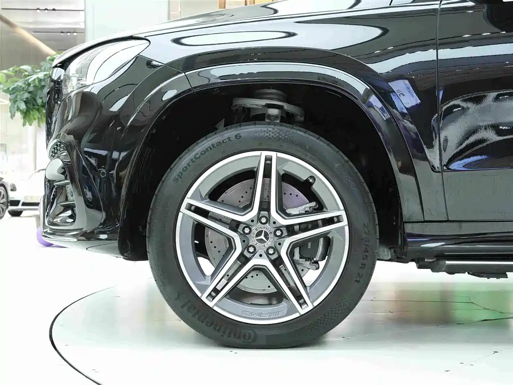 Mercedes-Benz GLS — миниатюра 23