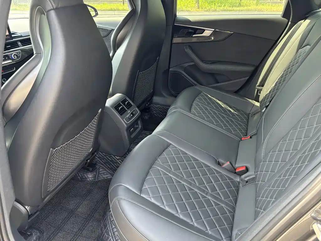 Audi S4 2024 S4 Avant 3.0TFSI