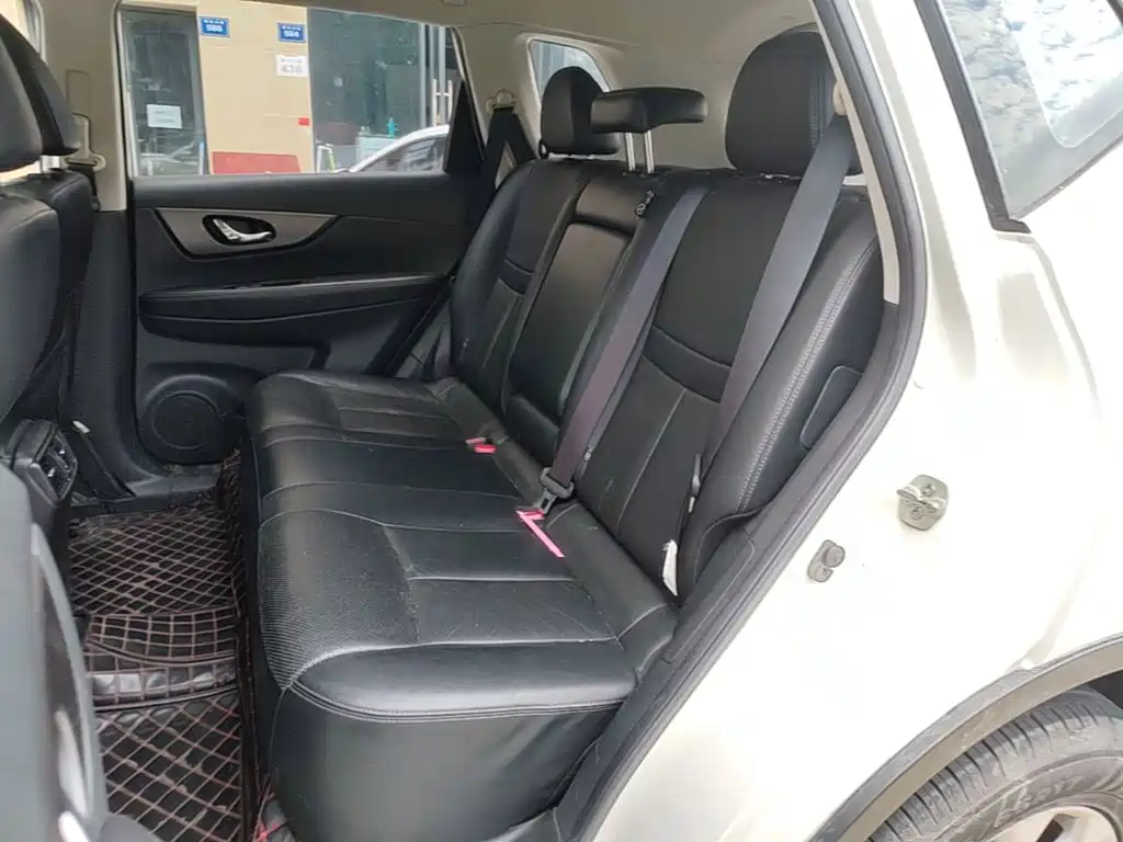 Nissan X-Trail — миниатюра 17